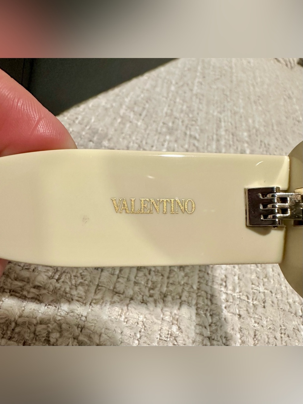 Valentino Eyewear Creme Cat-Eye Crystal Frame Sunglasses - Picture 5 of 11